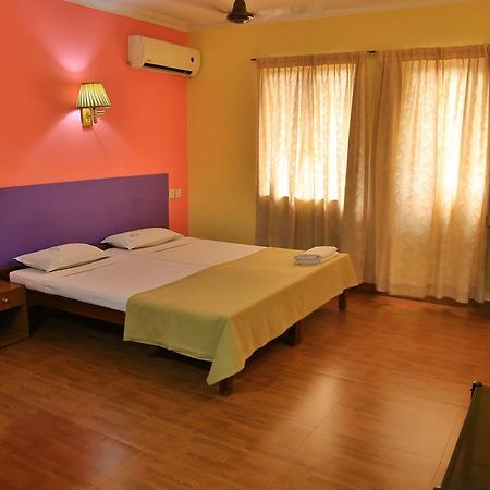 Hotel Srinivas Kochi Luaran gambar