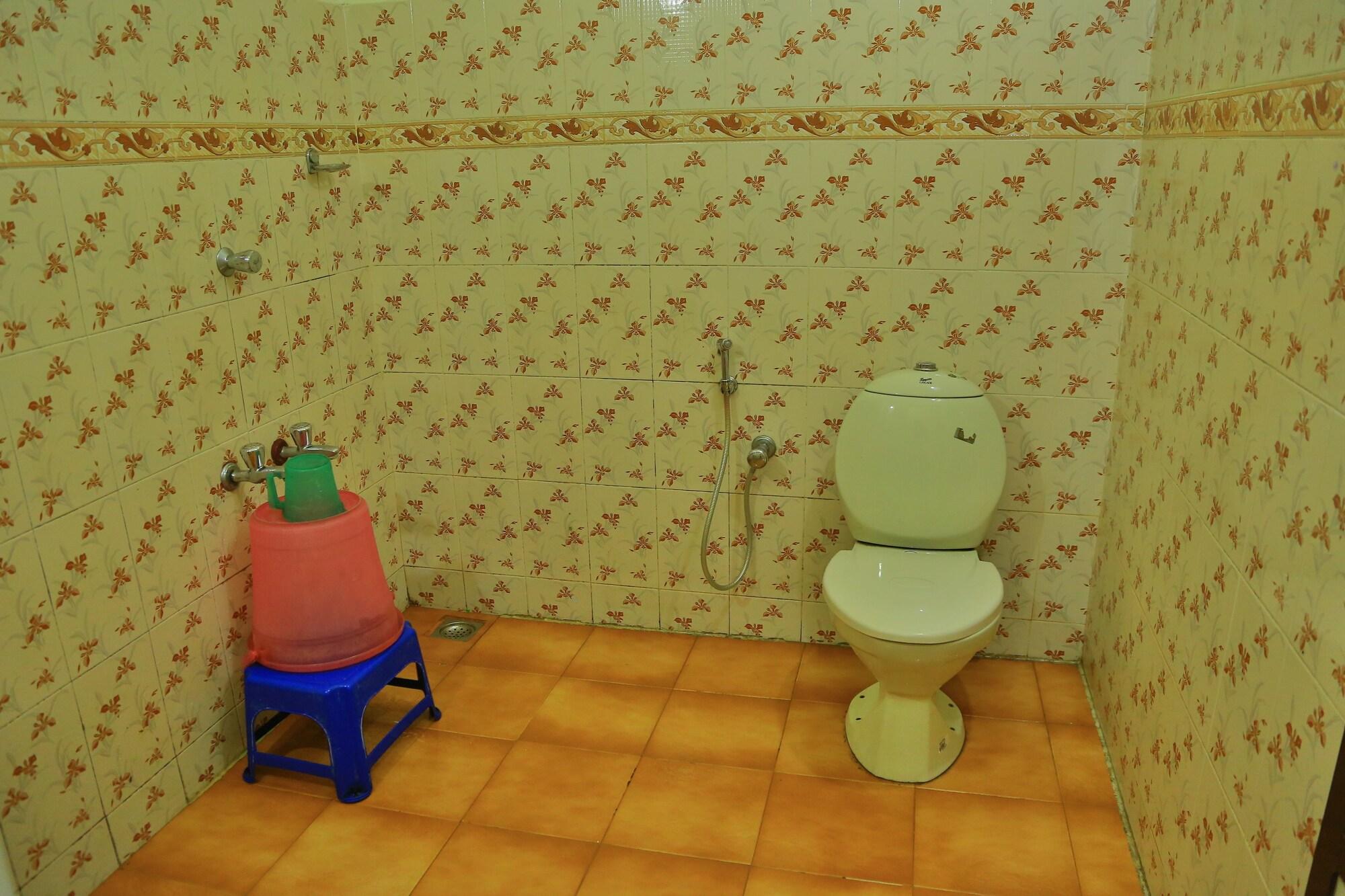 Hotel Srinivas Kochi Luaran gambar